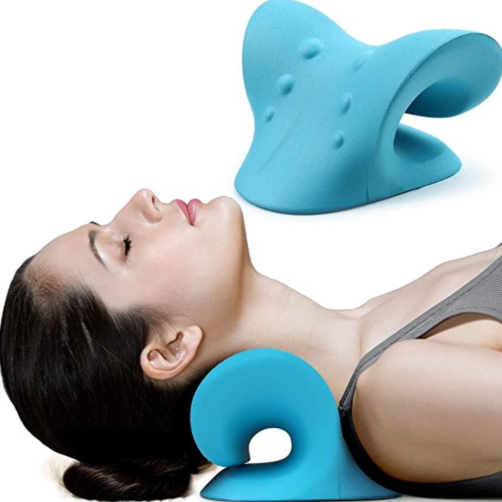 🔥 New Neck and Shoulder Relaxer, Cervical Traction Device Chiropractic Pillow - Picture 1 of 13
